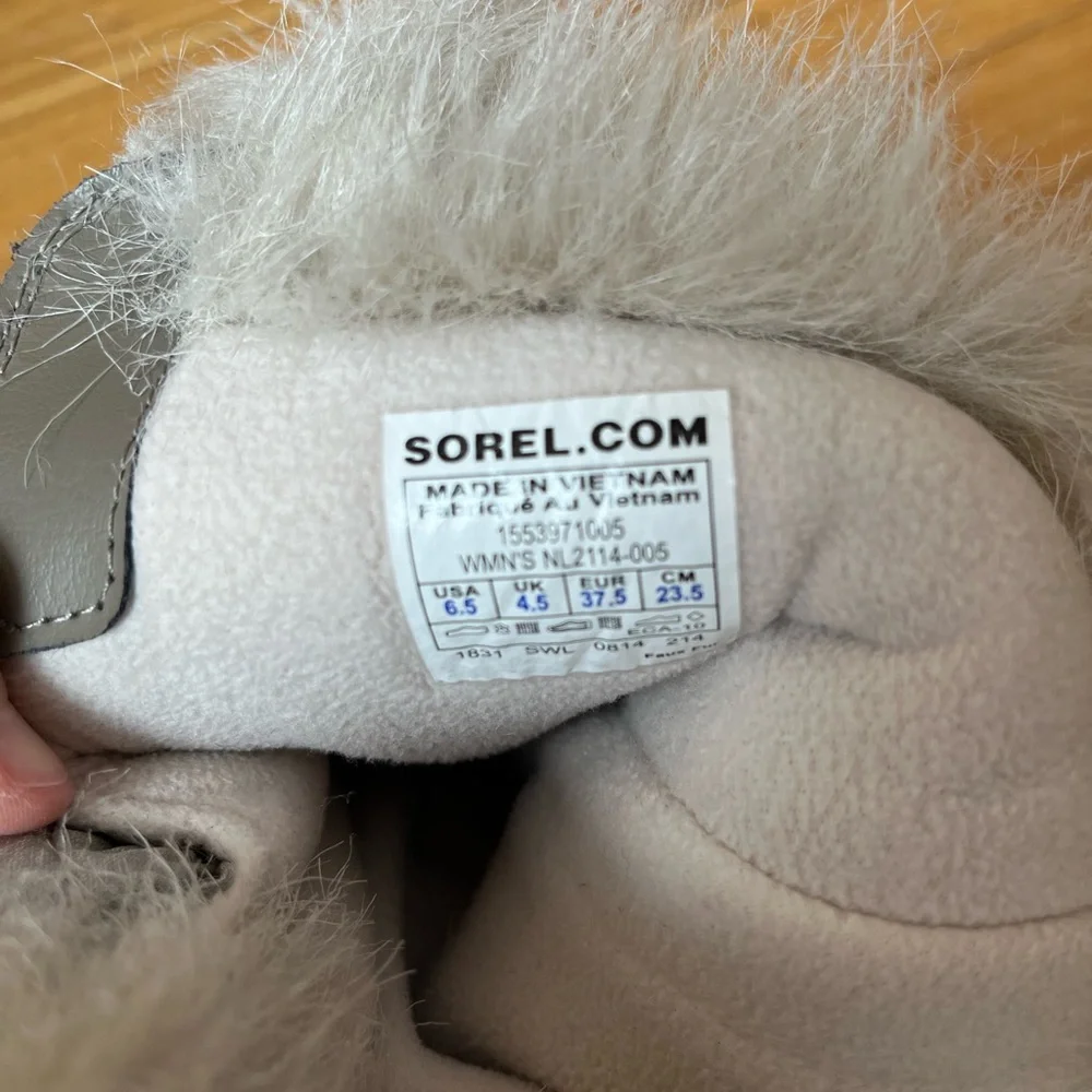 Sorel Light Gray Fur-Trimmed Boots